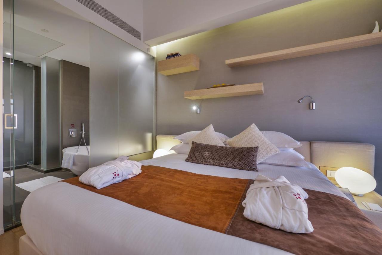 Cramim By Isrotel Exclusive Kiryat Anavim ภายนอก รูปภาพ A bedroom at the hotel